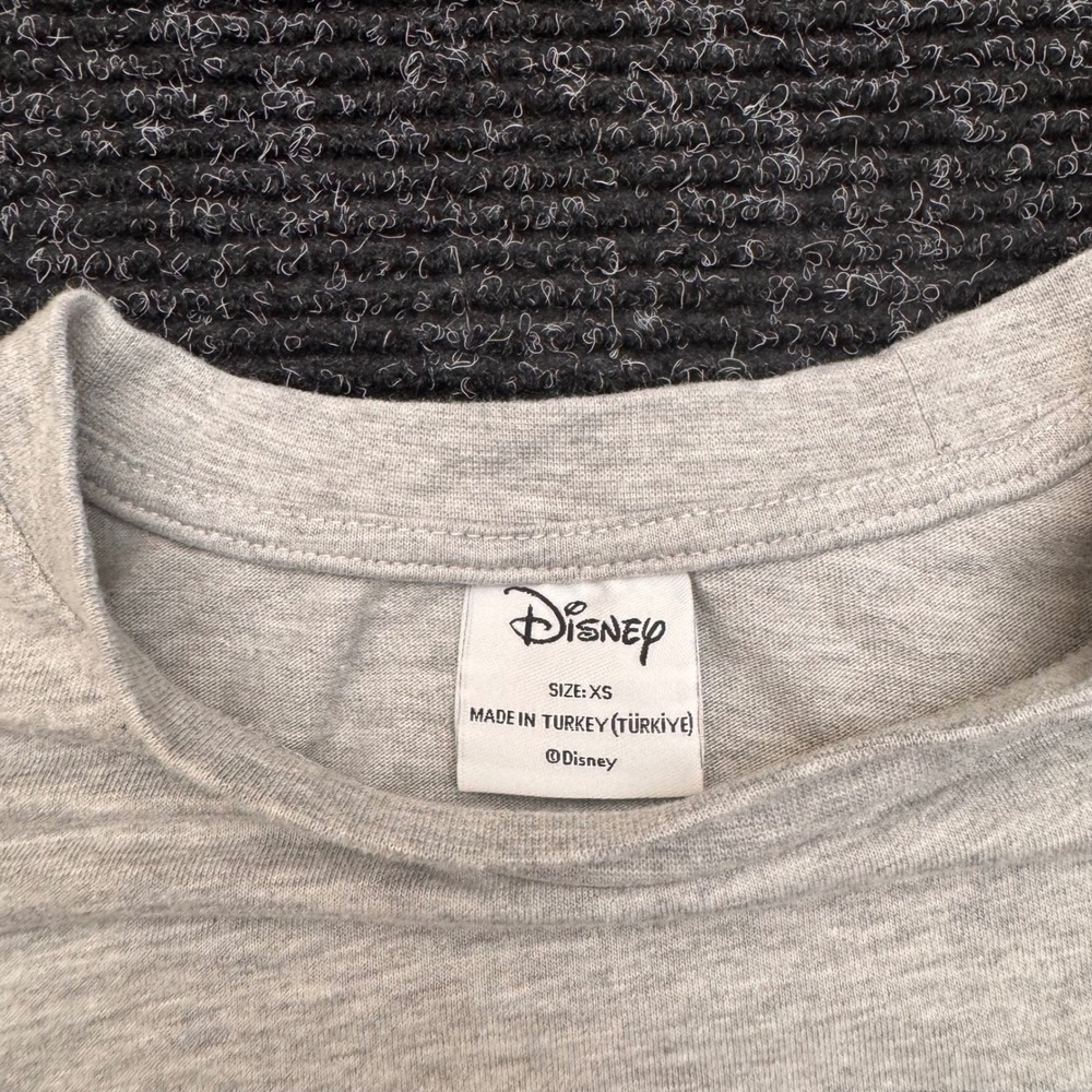 Disney High School Musical Sharpay Evans Graphic T-Shirt Gray Pink XS HSM Drama - Picture 5 of 11
